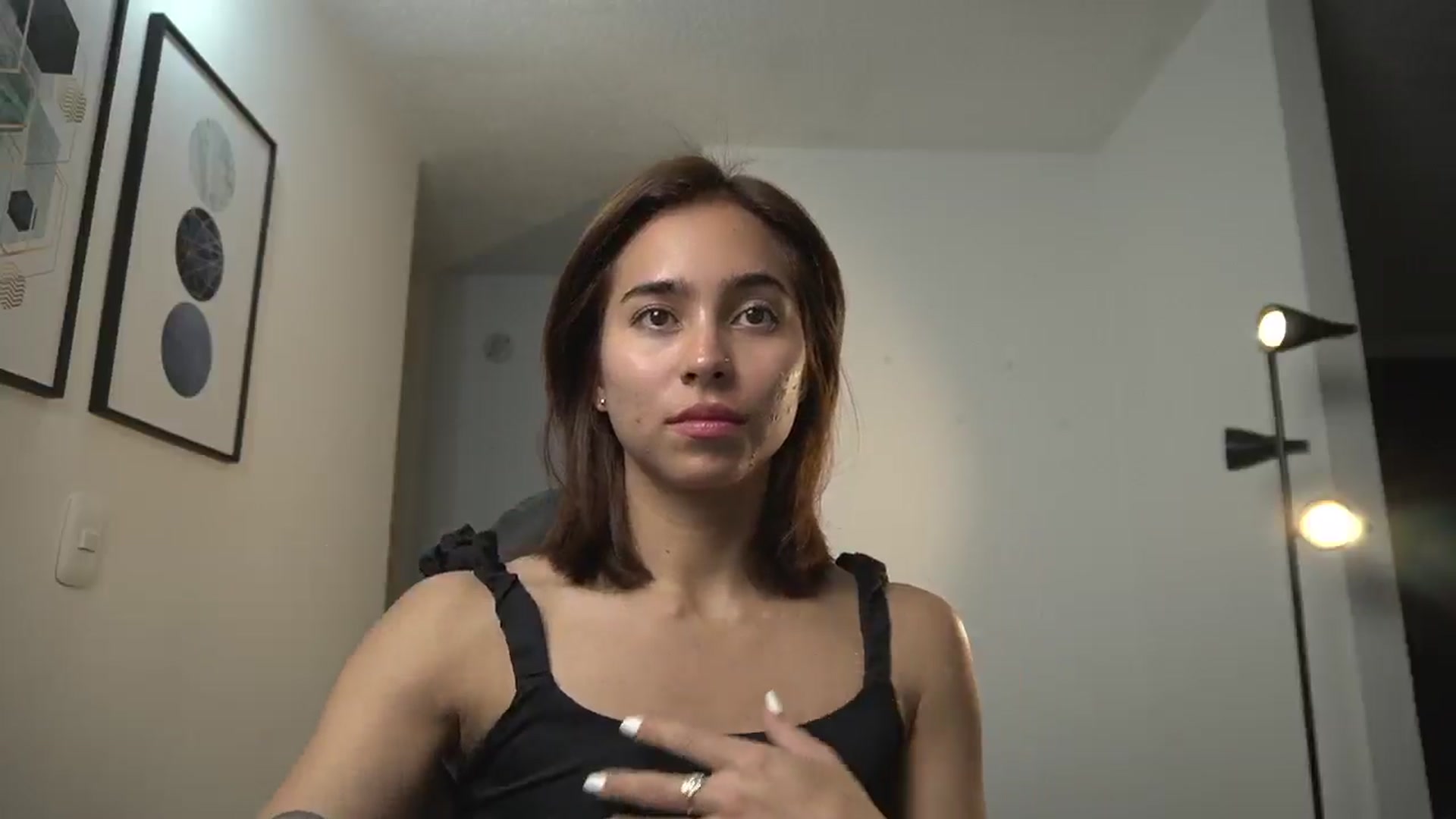 Gallery image thumbnail from Xialing's myfreecams stream on, 10/02/2024, 23:27 image 4 of 20