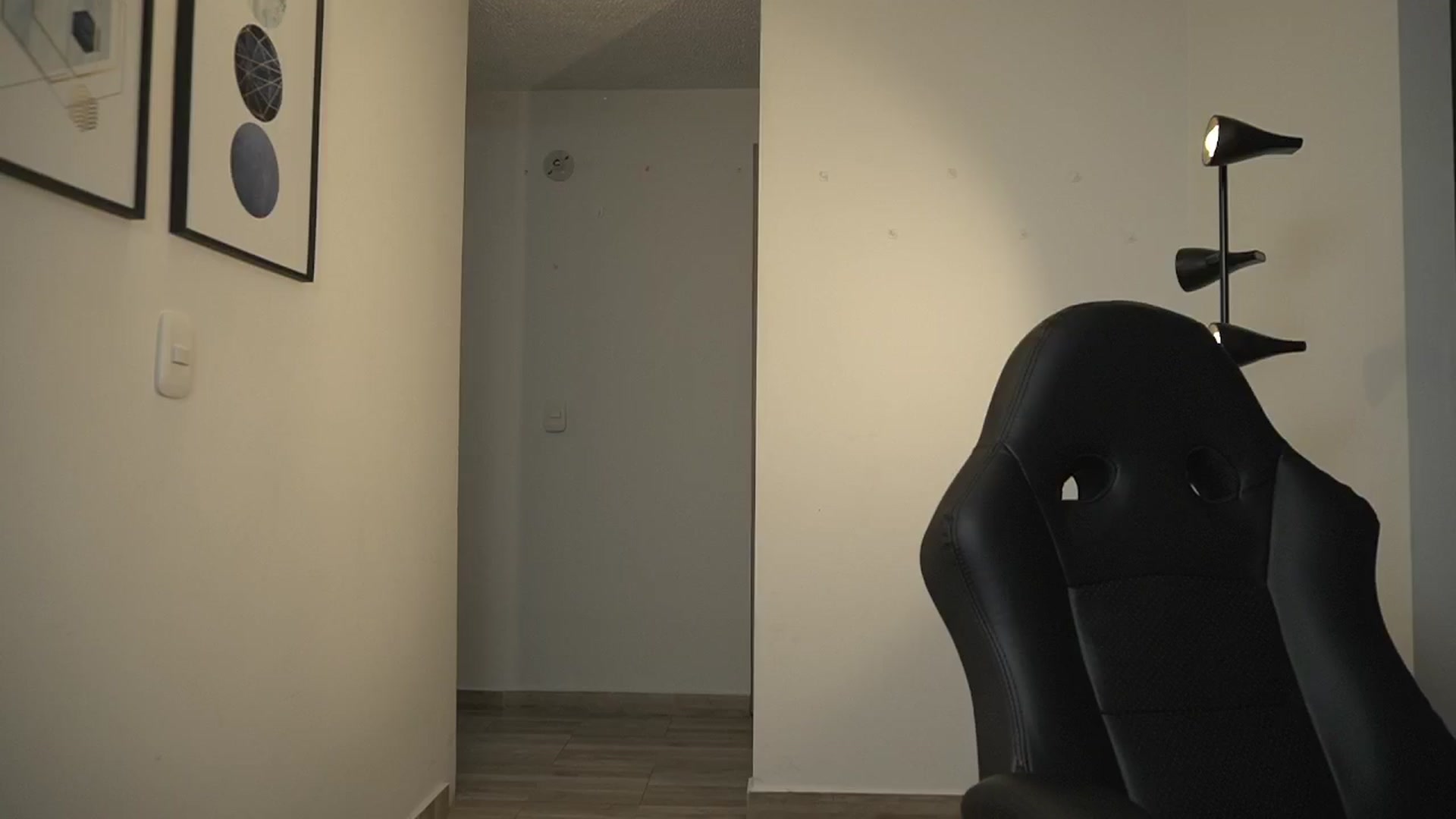 Gallery image thumbnail from Xialing's myfreecams stream on, 10/06/2024, 23:34 image 13 of 20