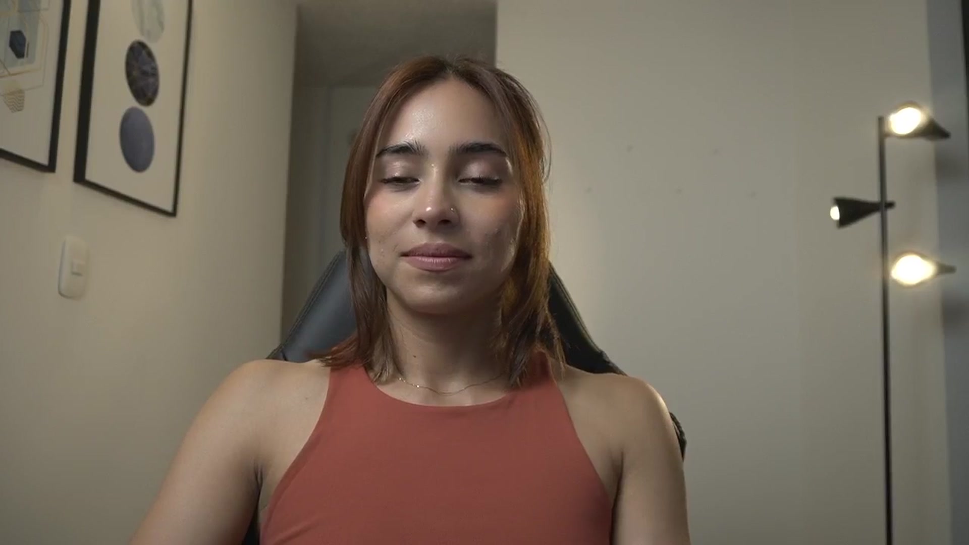 Gallery image thumbnail from Xialing's myfreecams stream on, 10/26/2024, 01:00 image 6 of 20