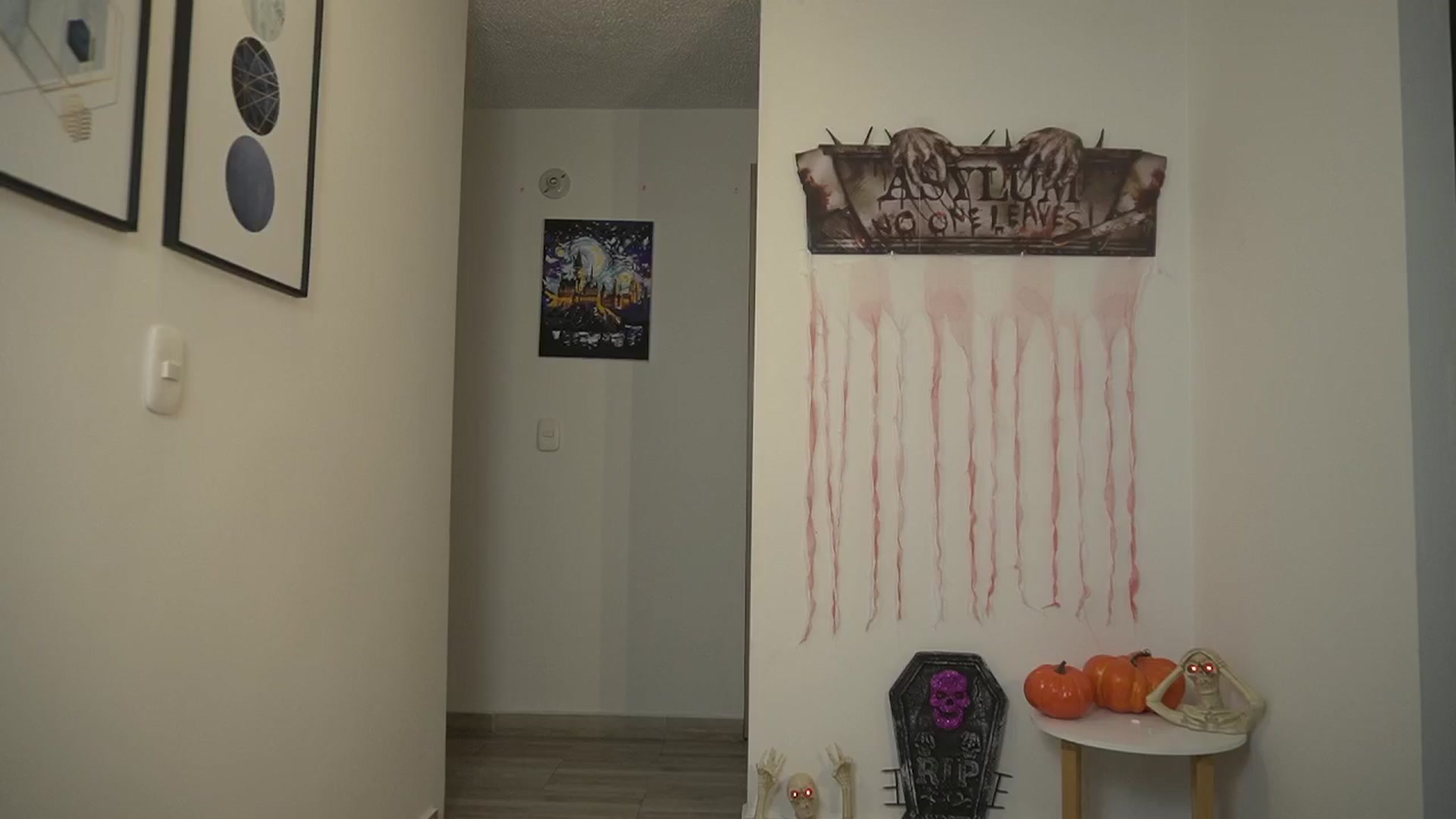Gallery image thumbnail from Xialing's myfreecams stream on, 10/28/2024, 24:04 image 2 of 20