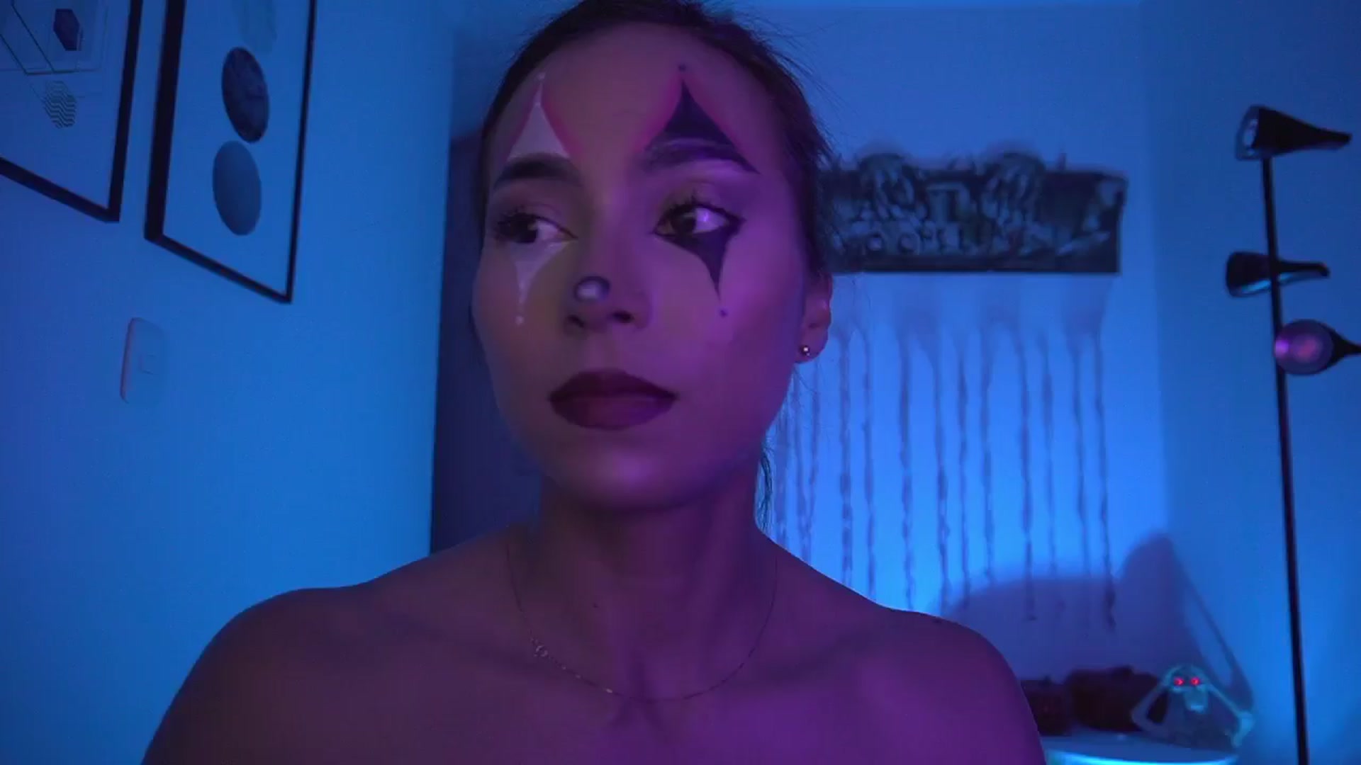 Gallery image thumbnail from Xialing's myfreecams stream on, 10/28/2024, 24:50 image 18 of 20