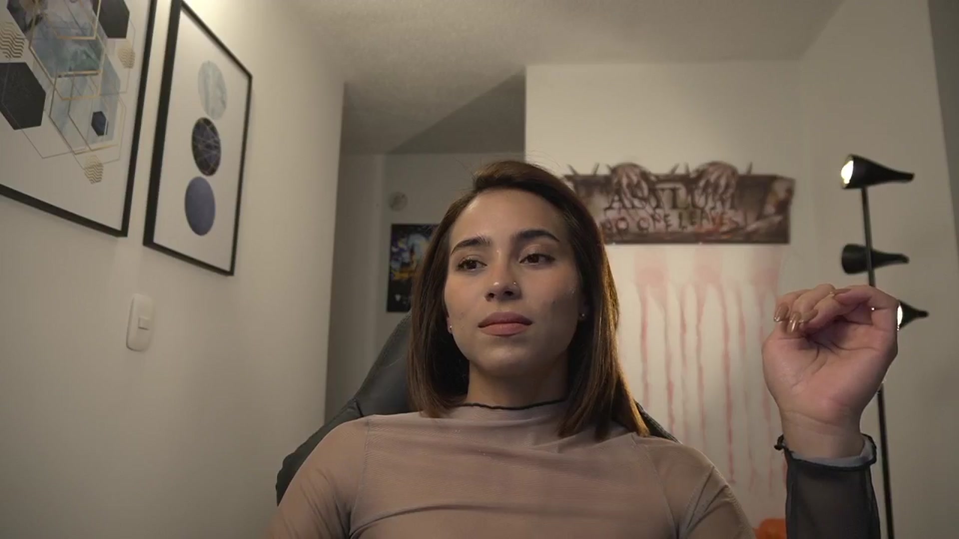 Gallery image thumbnail from Xialing's myfreecams stream on, 10/28/2024, 23:15 image 2 of 20