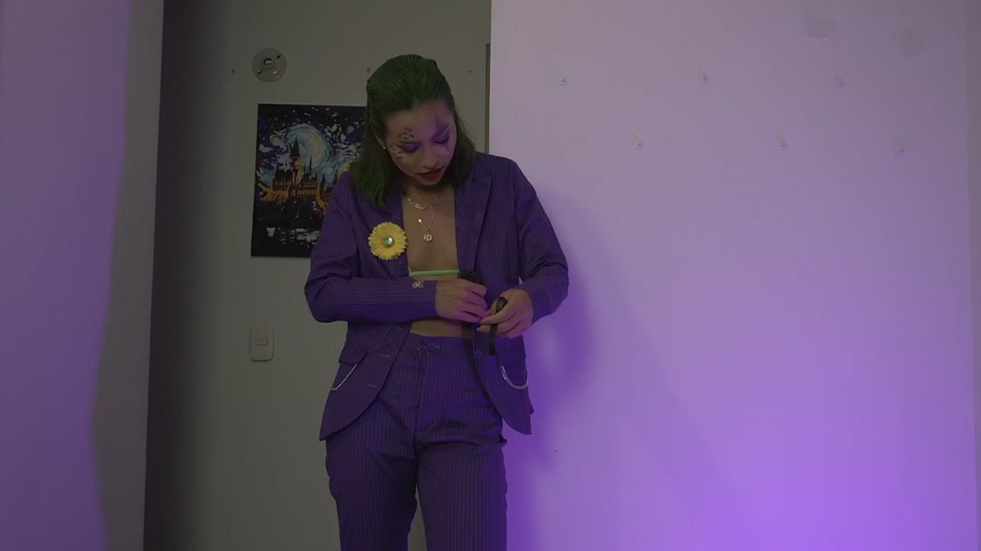 Gallery image thumbnail from Xialing's myfreecams stream on, 11/03/2024, 22:19 image 19 of 20