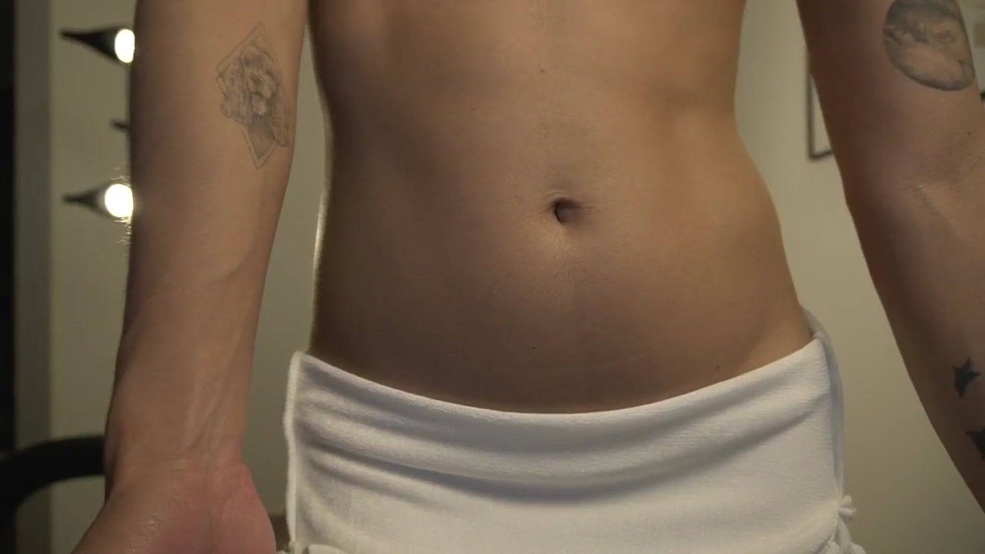 Gallery image thumbnail from Xialing's myfreecams stream on, 11/05/2024, 24:56 image 10 of 20