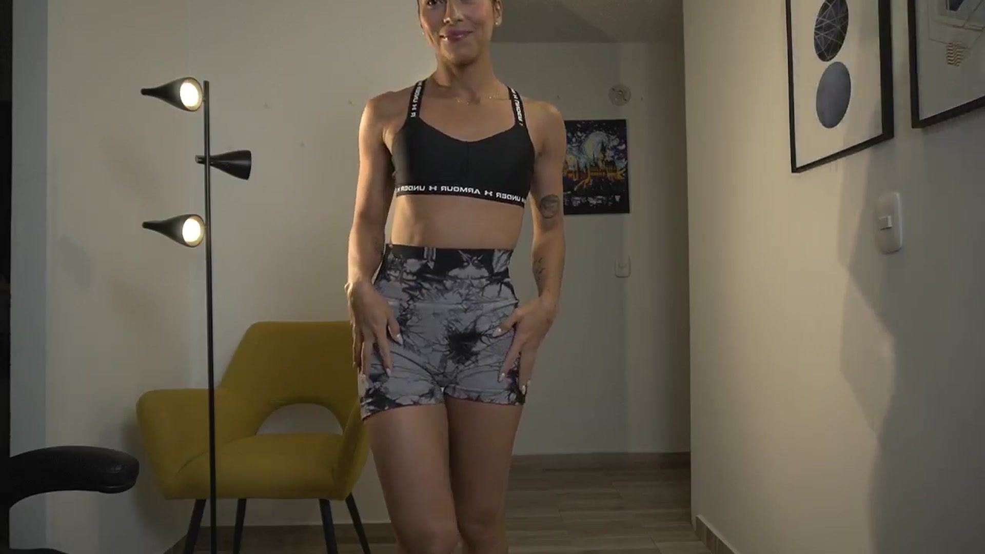 Gallery image thumbnail from Xialing's myfreecams stream on, 11/18/2024, 23:21 image 10 of 20