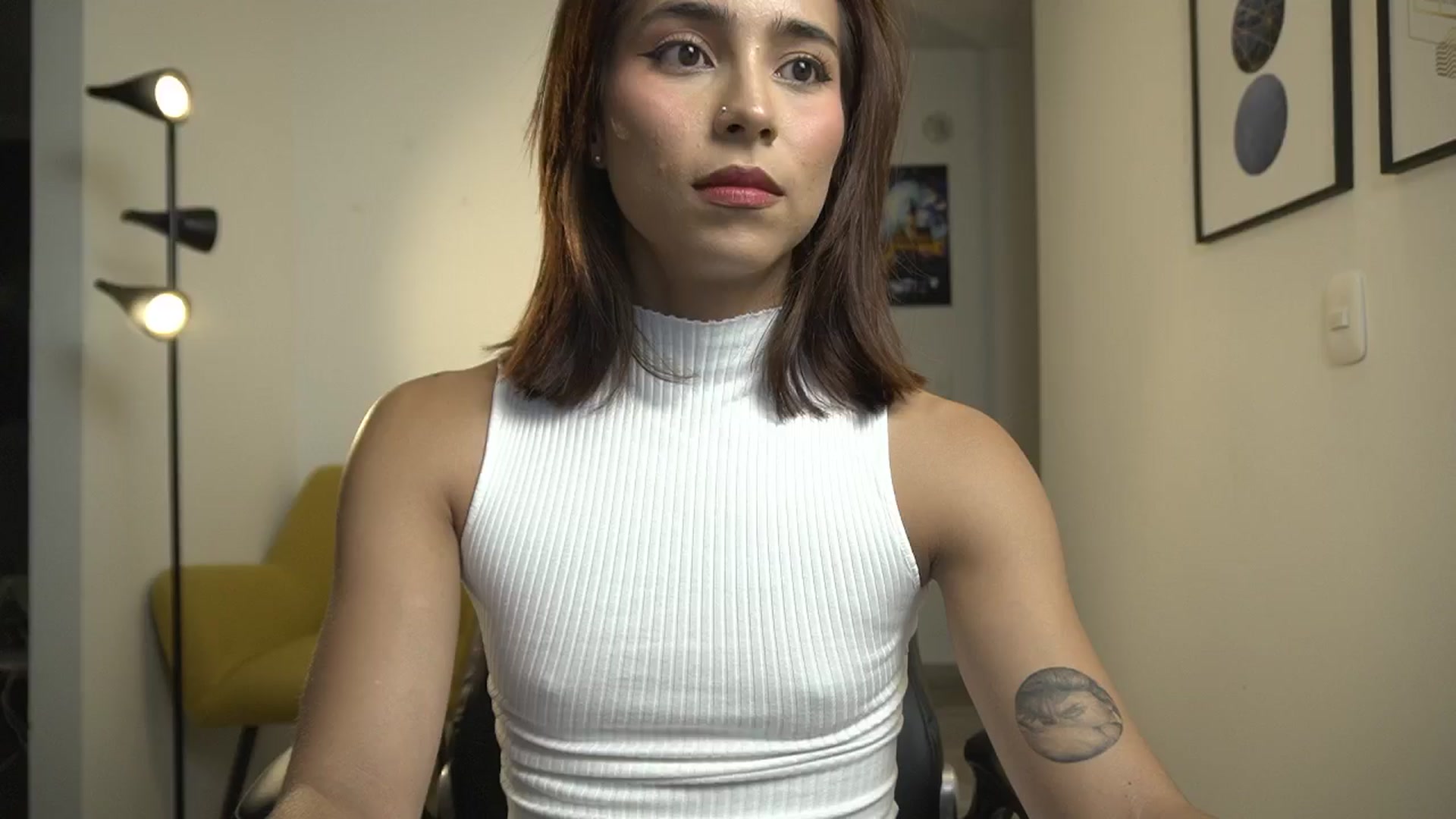 Gallery image thumbnail from Xialing's myfreecams stream on, 12/03/2024, 01:17 image 19 of 20