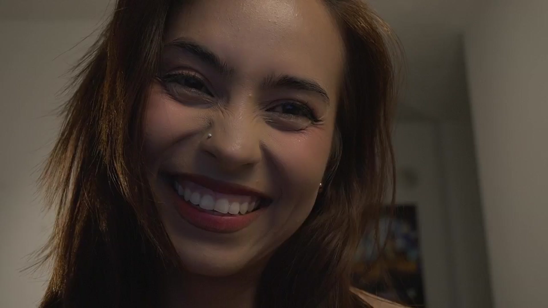 Gallery image thumbnail from Xialing's myfreecams stream on, 12/03/2024, 01:59 image 16 of 20