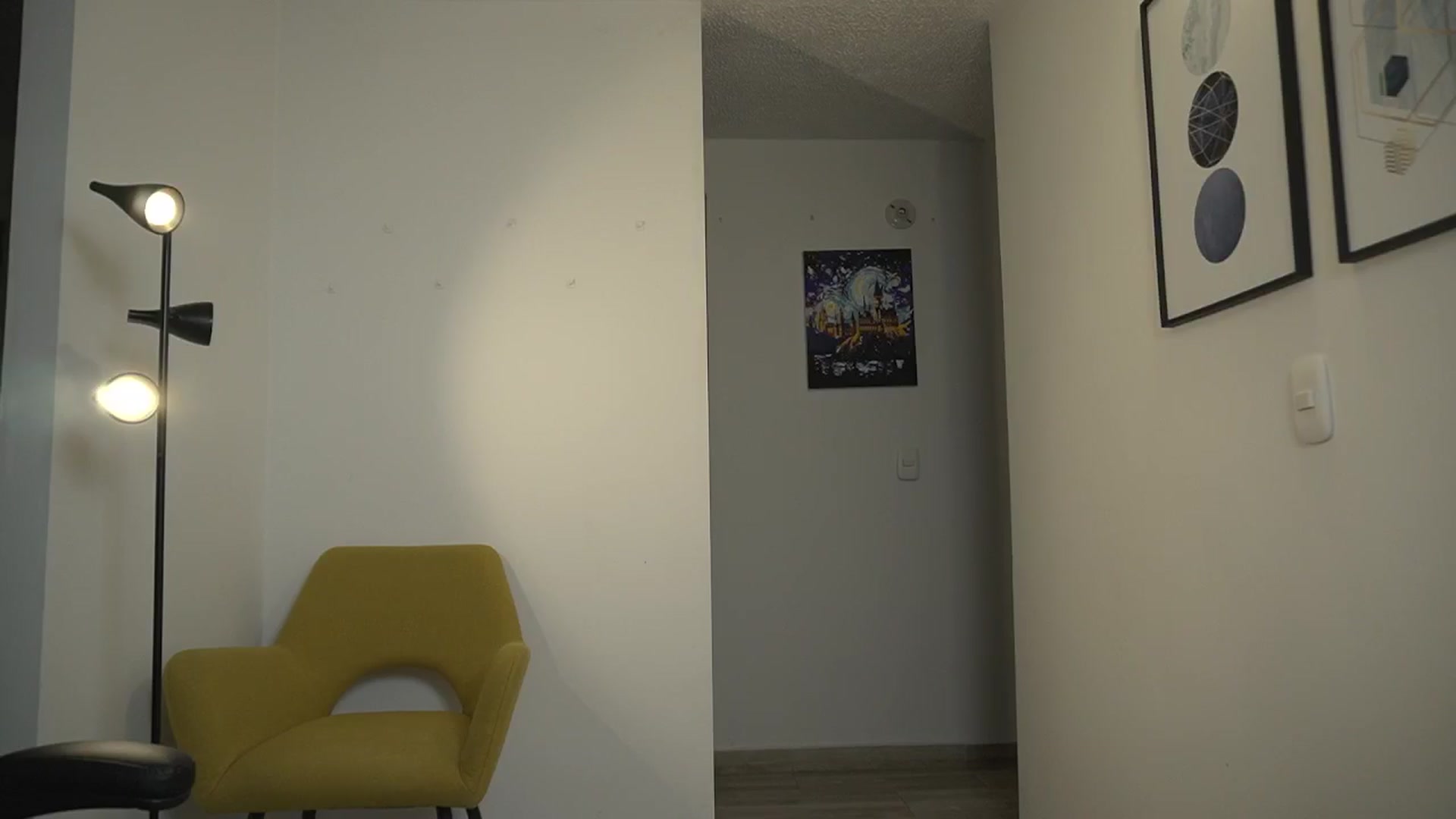 Gallery image thumbnail from Xialing's myfreecams stream on, 12/07/2024, 01:52 image 4 of 20