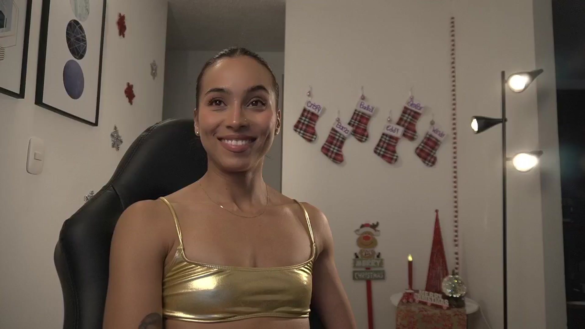 Gallery image thumbnail from Xialing's myfreecams stream on, 12/12/2024, 01:04 image 2 of 20