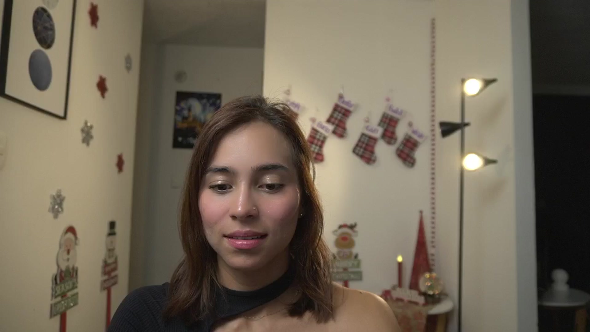 Gallery image thumbnail from Xialing's myfreecams stream on, 12/20/2024, 01:35 image 11 of 20