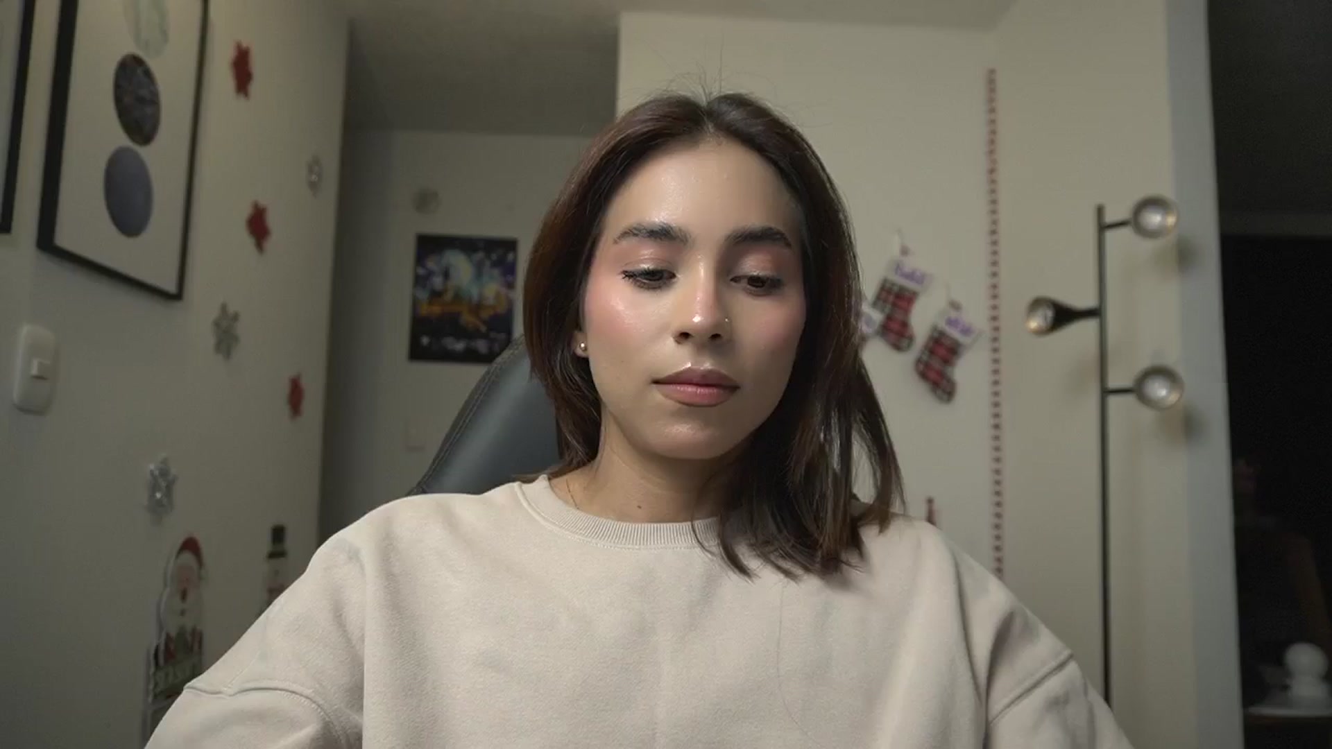 Gallery image thumbnail from Xialing's myfreecams stream on, 12/27/2024, 22:36 image 9 of 20