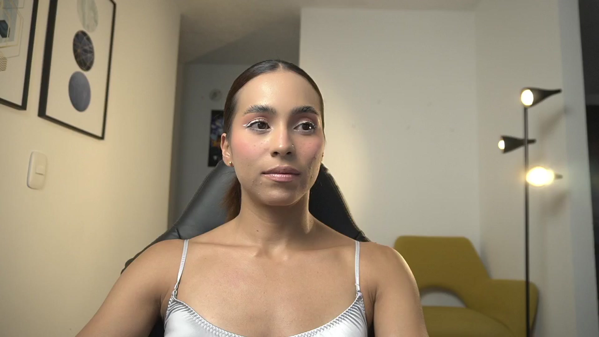 Gallery image thumbnail from Xialing's myfreecams stream on, 01/22/2025, 22:24 image 14 of 20