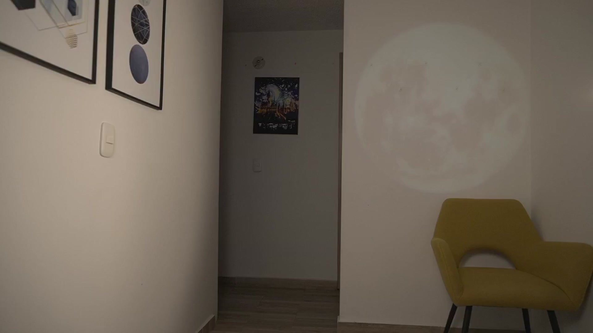 Gallery image thumbnail from Xialing's myfreecams stream on, 01/23/2025, 24:03 image 4 of 20