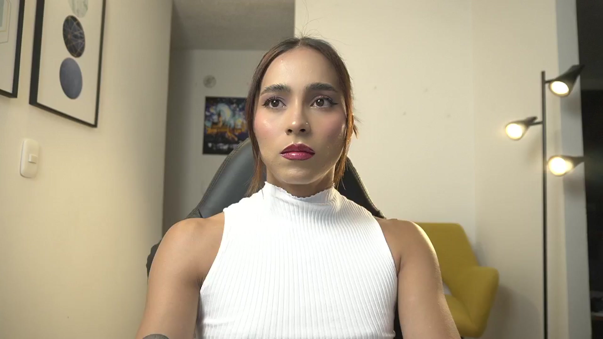 Gallery image thumbnail from Xialing's myfreecams stream on, 01/26/2025, 23:09 image 2 of 20