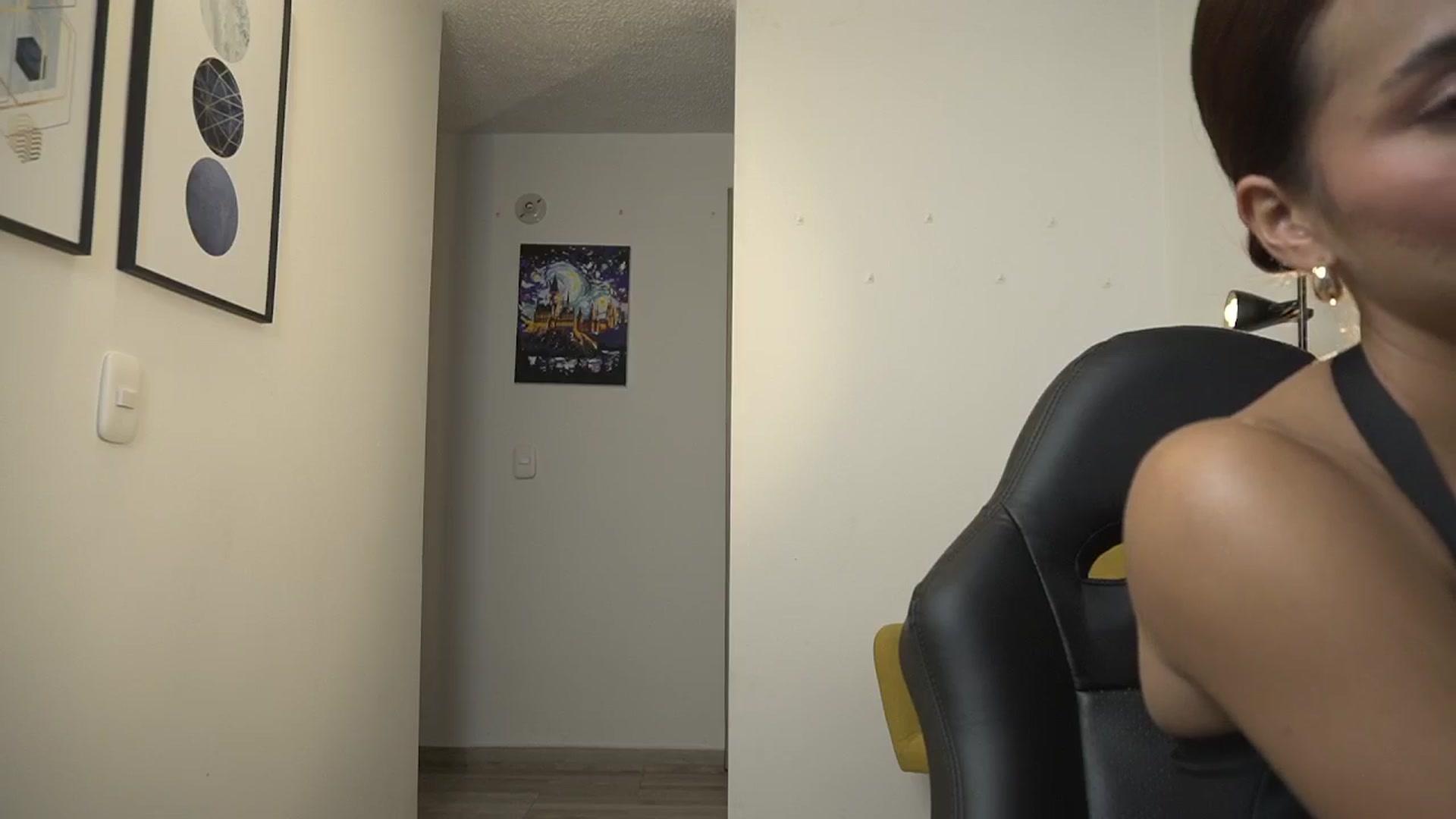 Gallery image thumbnail from Xialing's myfreecams stream on, 02/01/2025, 02:02 image 2 of 20