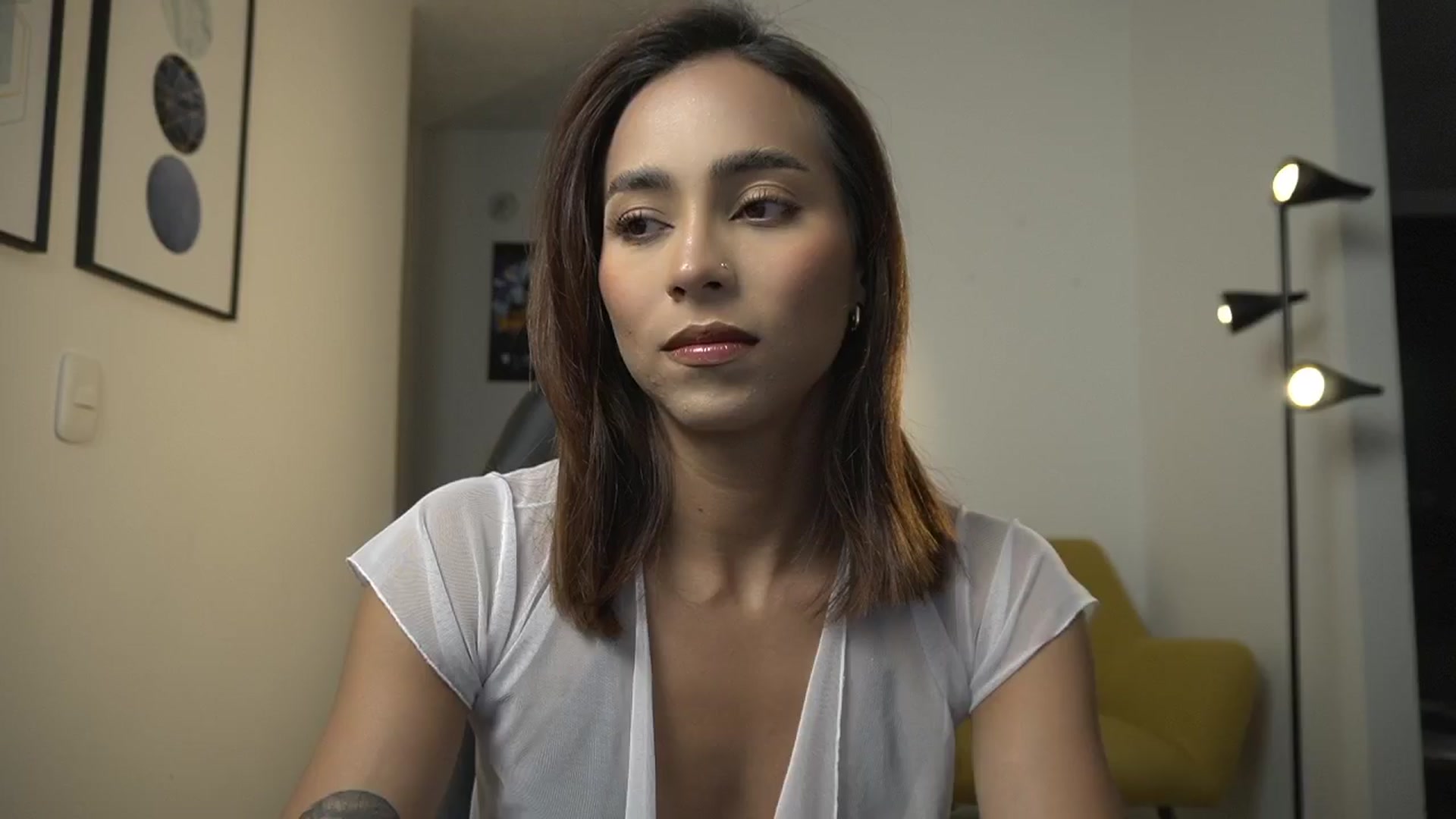 Gallery image thumbnail from Xialing's myfreecams stream on, 02/08/2025, 20:46 image 14 of 20