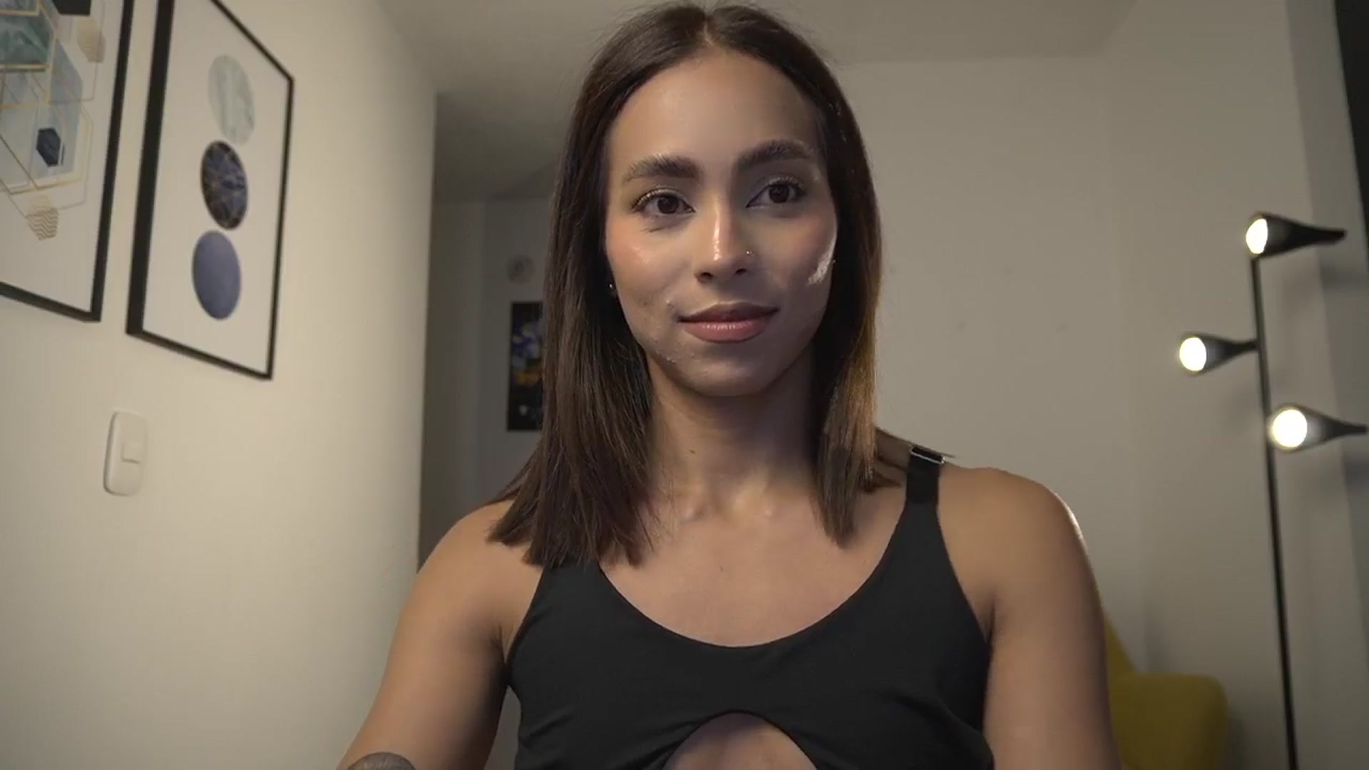 Gallery image thumbnail from Xialing's myfreecams stream on, 02/16/2025, 23:30 image 5 of 20
