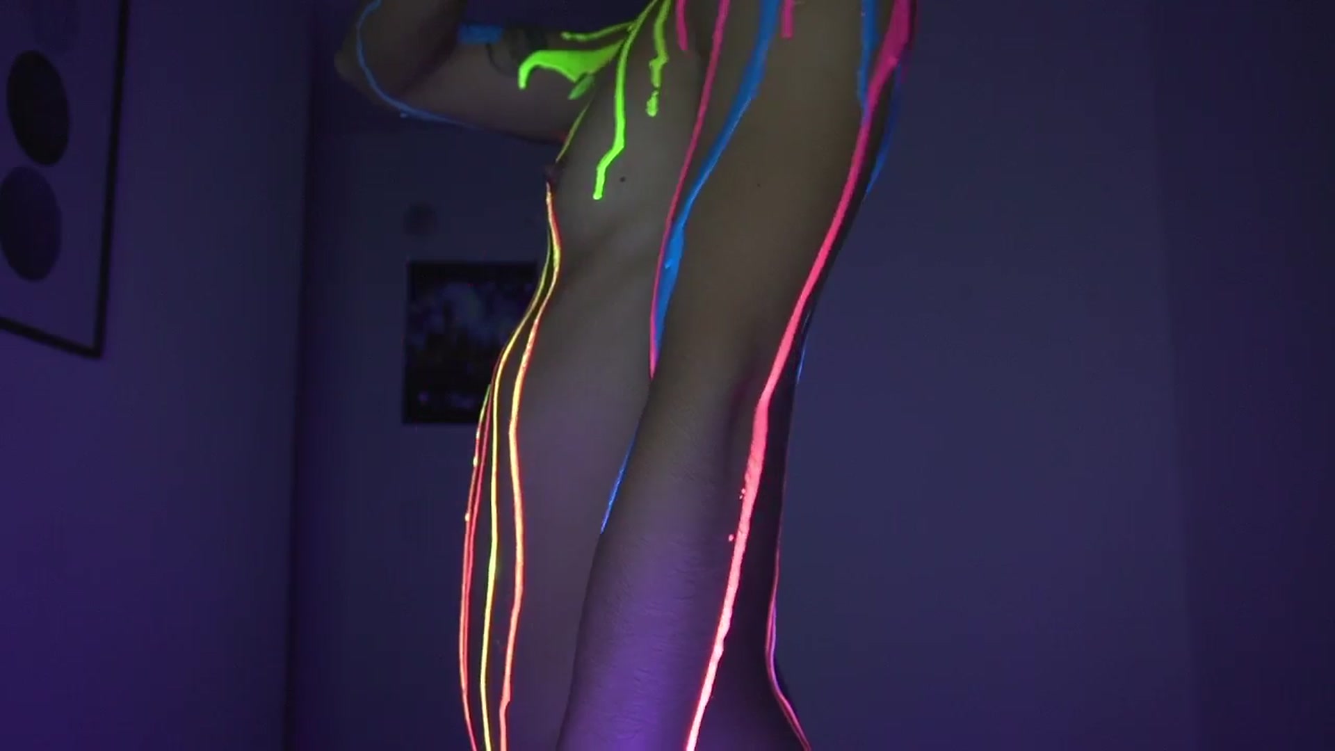 Gallery image thumbnail from Xialing's myfreecams stream on, 02/17/2025, 24:36 image 10 of 20