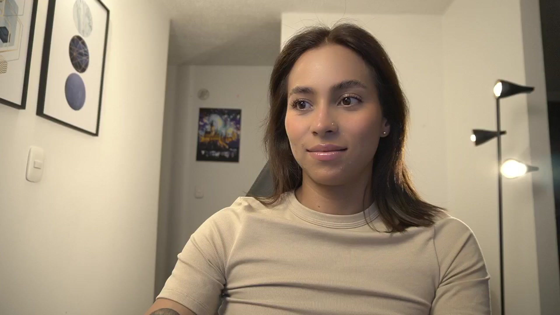 Gallery image thumbnail from Xialing's myfreecams stream on, 02/17/2025, 23:44 image 5 of 20