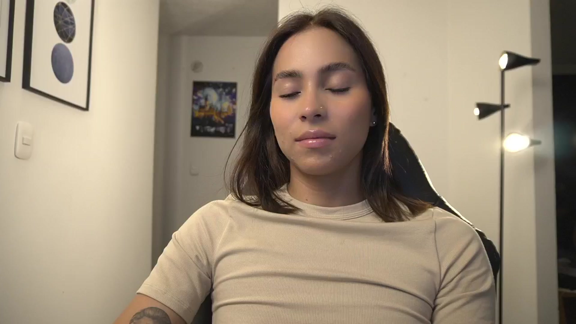 Gallery image thumbnail from Xialing's myfreecams stream on, 02/18/2025, 24:59 image 9 of 20