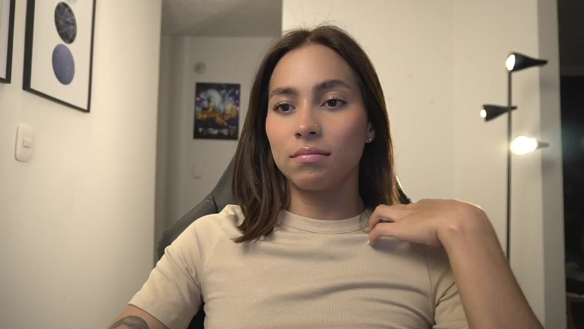 Gallery image thumbnail from Xialing's myfreecams stream on, 02/18/2025, 24:59 image 16 of 20