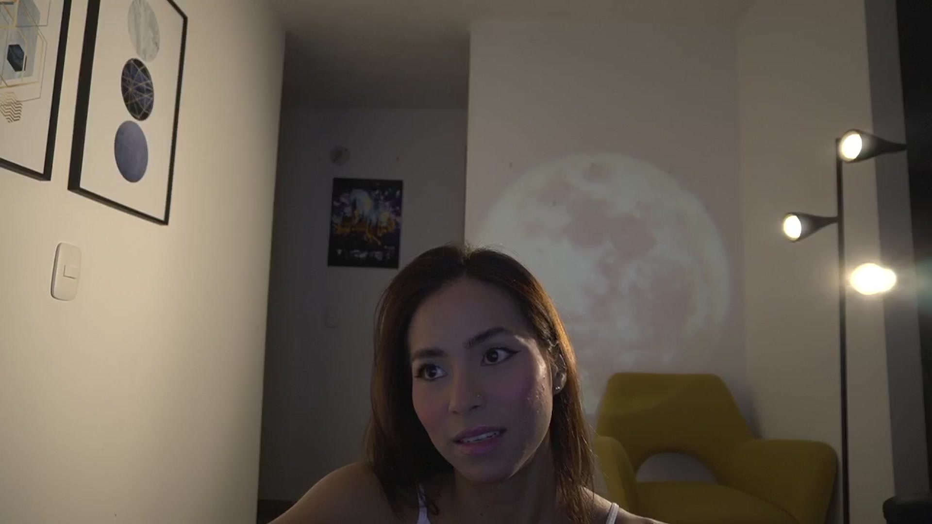 Gallery image thumbnail from Xialing's myfreecams stream on, 02/23/2025, 23:37 image 18 of 20