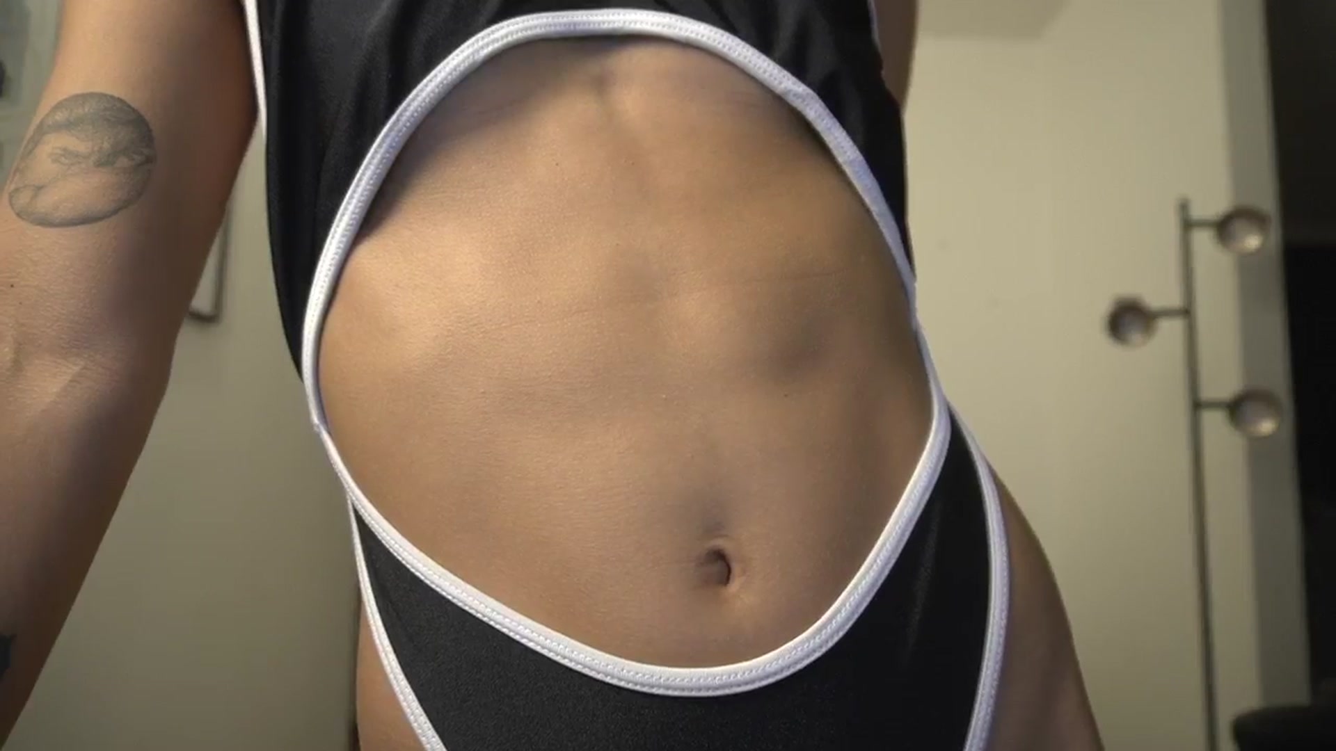 Gallery image thumbnail from Xialing's myfreecams stream on, 02/23/2025, 23:37 image 9 of 20
