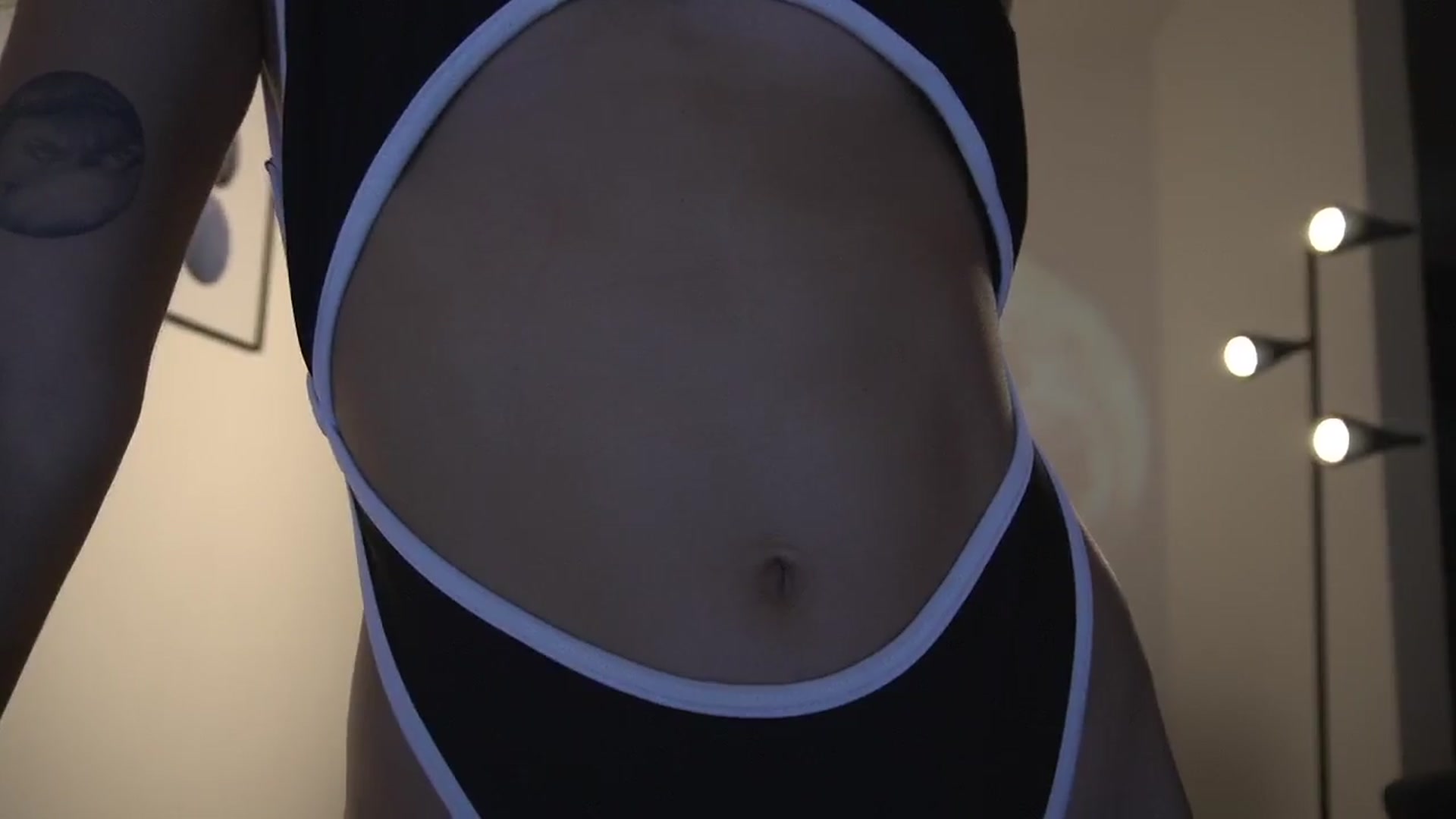 Gallery image thumbnail from Xialing's myfreecams stream on, 02/23/2025, 23:37 image 12 of 20