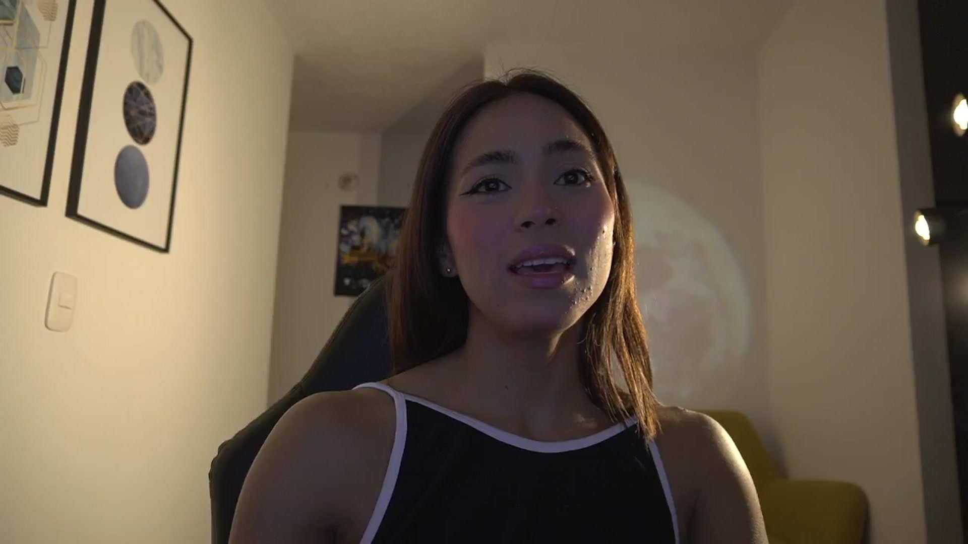 Gallery image thumbnail from Xialing's myfreecams stream on, 02/24/2025, 01:58 image 13 of 20