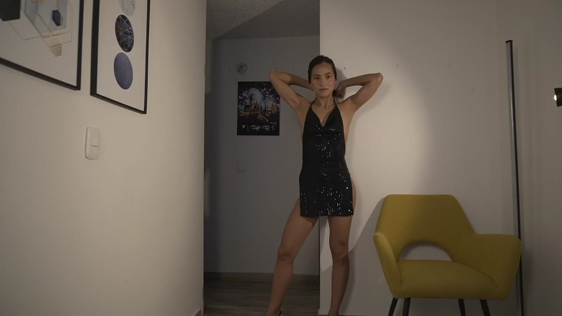 Gallery image thumbnail from Xialing's myfreecams stream on, 03/05/2025, 24:04 image 8 of 20