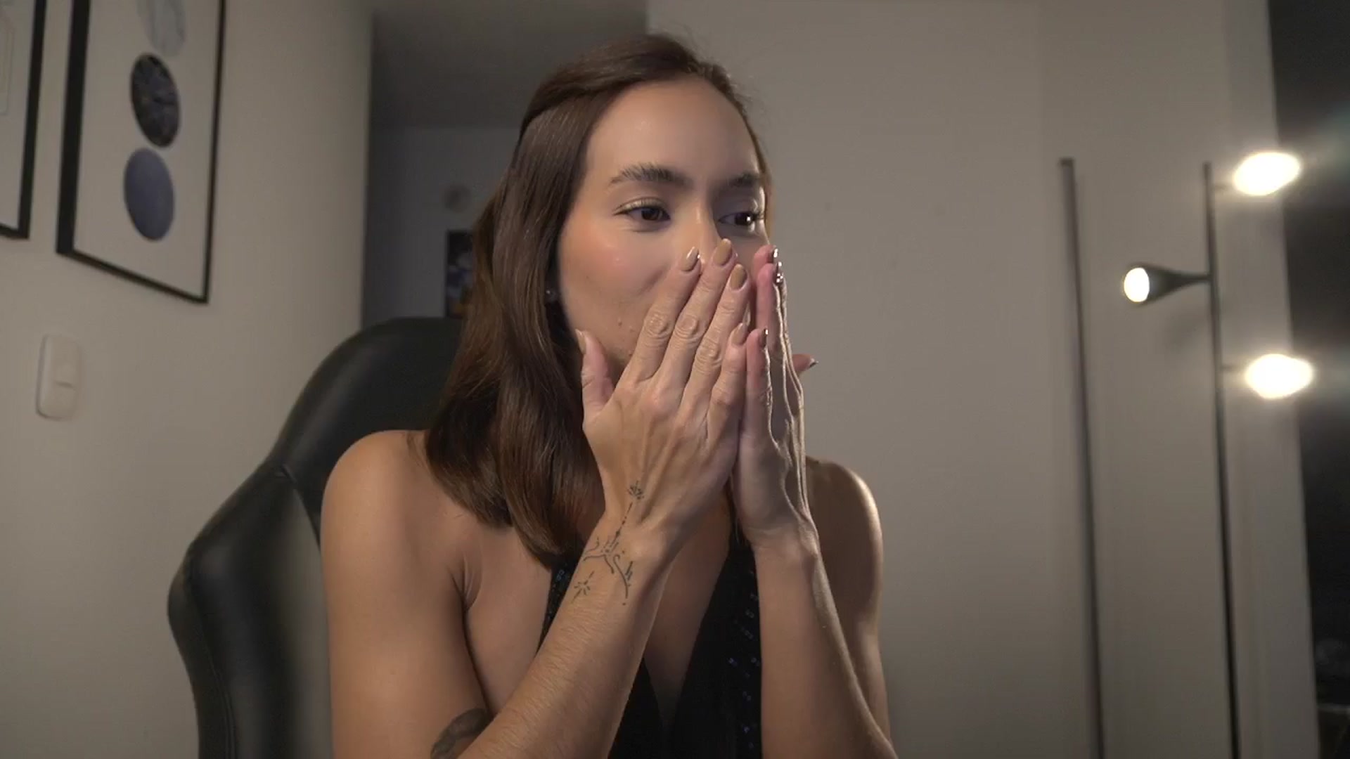 Gallery image thumbnail from Xialing's myfreecams stream on, 03/05/2025, 24:04 image 1 of 20