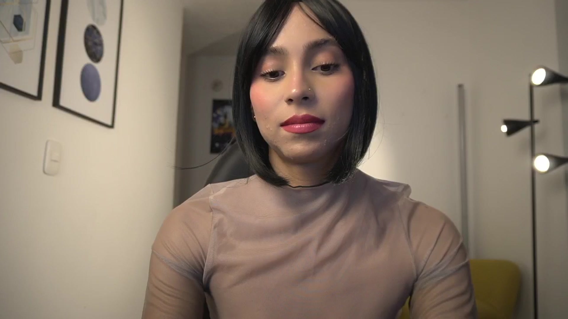 Gallery image thumbnail from Xialing's myfreecams stream on, 03/11/2025, 24:05 image 14 of 20