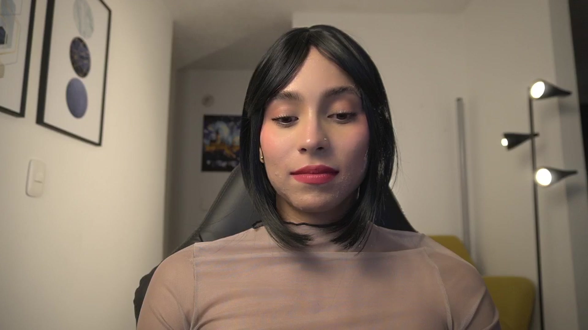 Gallery image thumbnail from Xialing's myfreecams stream on, 03/11/2025, 01:43 image 17 of 20