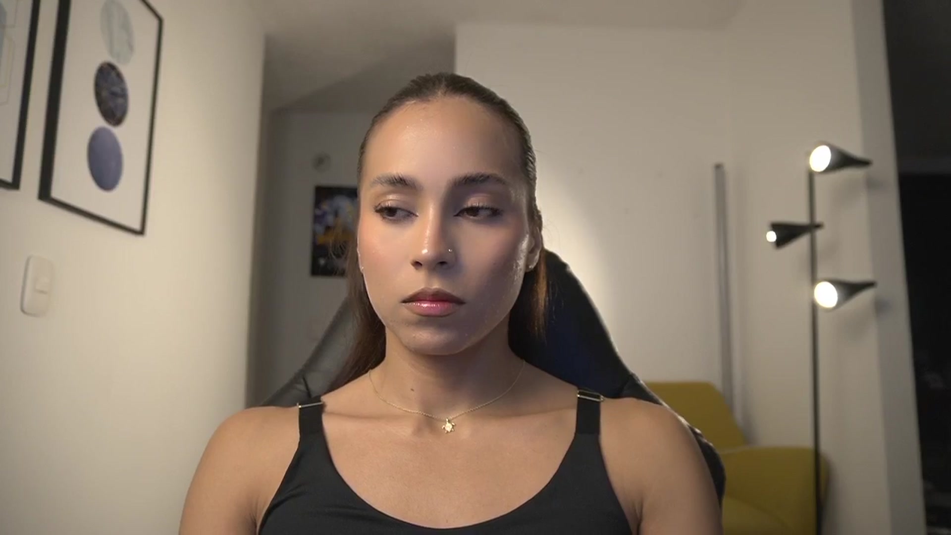 Gallery image thumbnail from Xialing's myfreecams stream on, 03/11/2025, 23:15 image 7 of 20