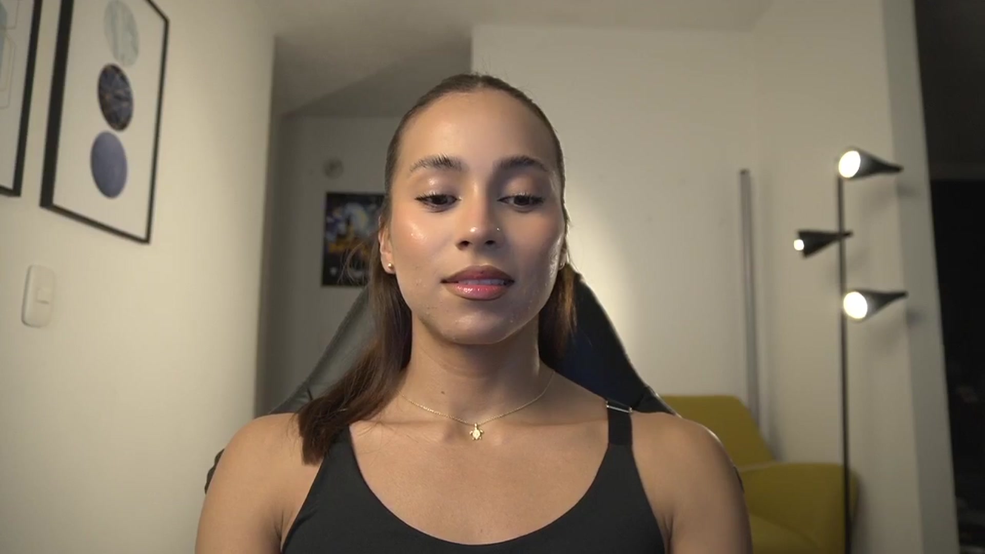 Gallery image thumbnail from Xialing's myfreecams stream on, 03/11/2025, 23:15 image 13 of 20