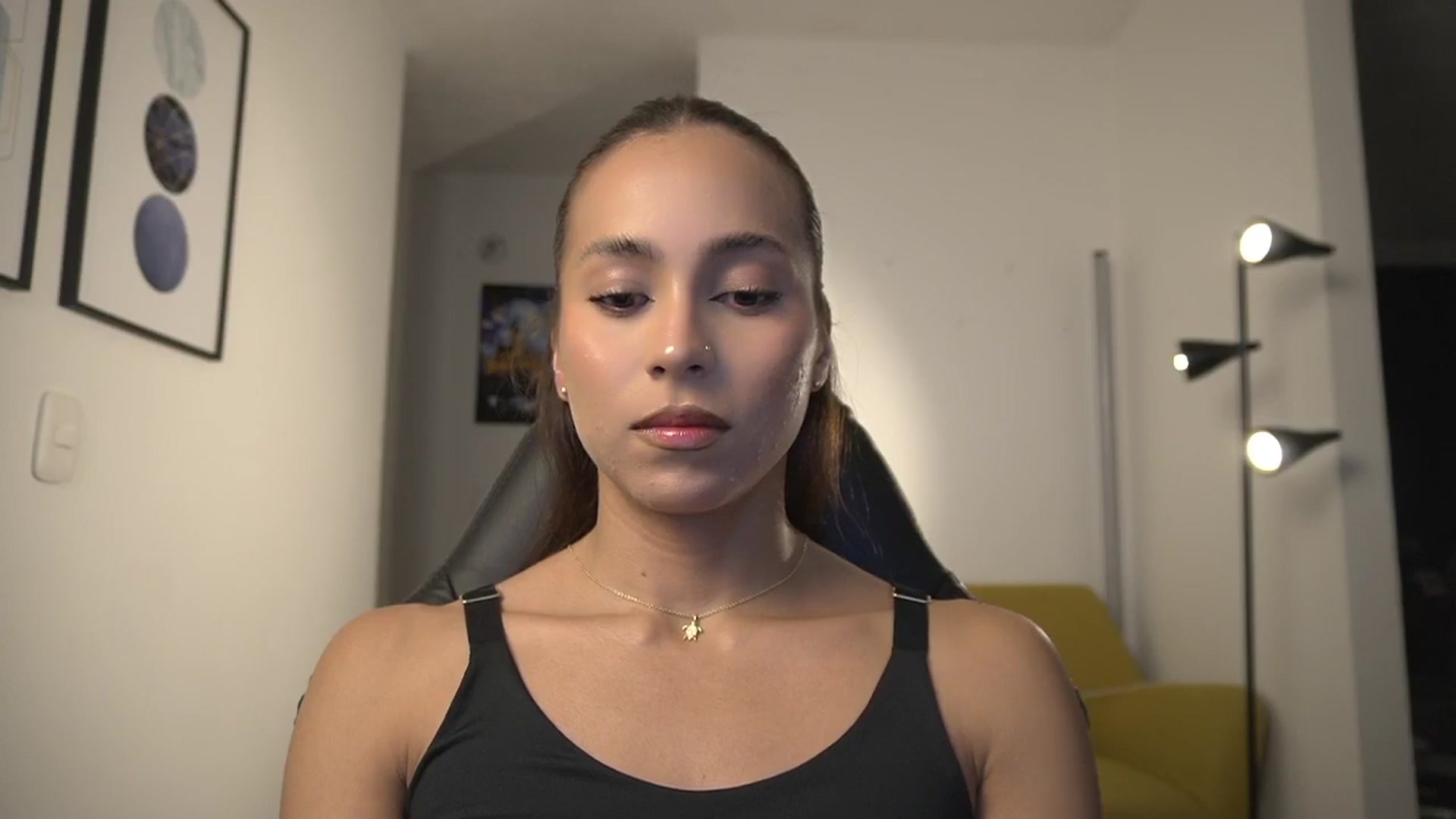 Gallery image thumbnail from Xialing's myfreecams stream on, 03/11/2025, 23:15 image 10 of 20