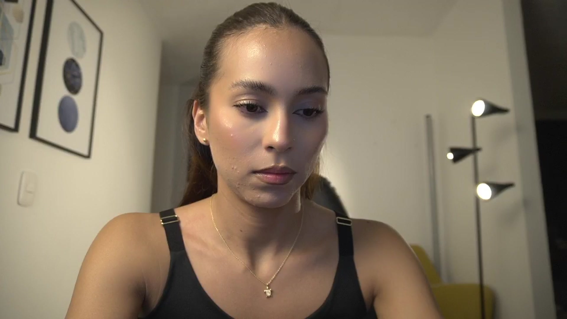 Gallery image thumbnail from Xialing's myfreecams stream on, 03/12/2025, 24:44 image 12 of 20