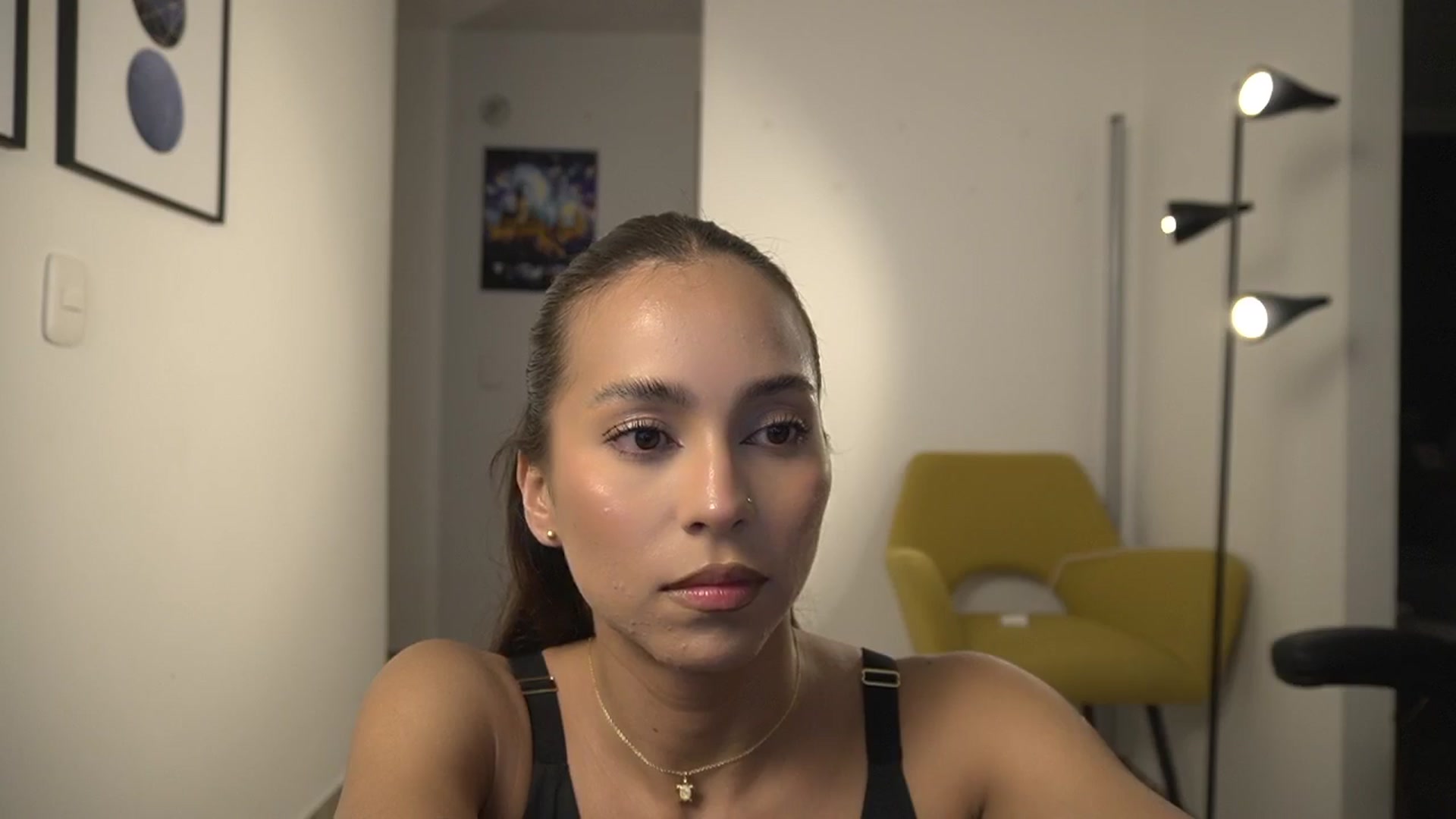 Gallery image thumbnail from Xialing's myfreecams stream on, 03/12/2025, 24:44 image 8 of 20