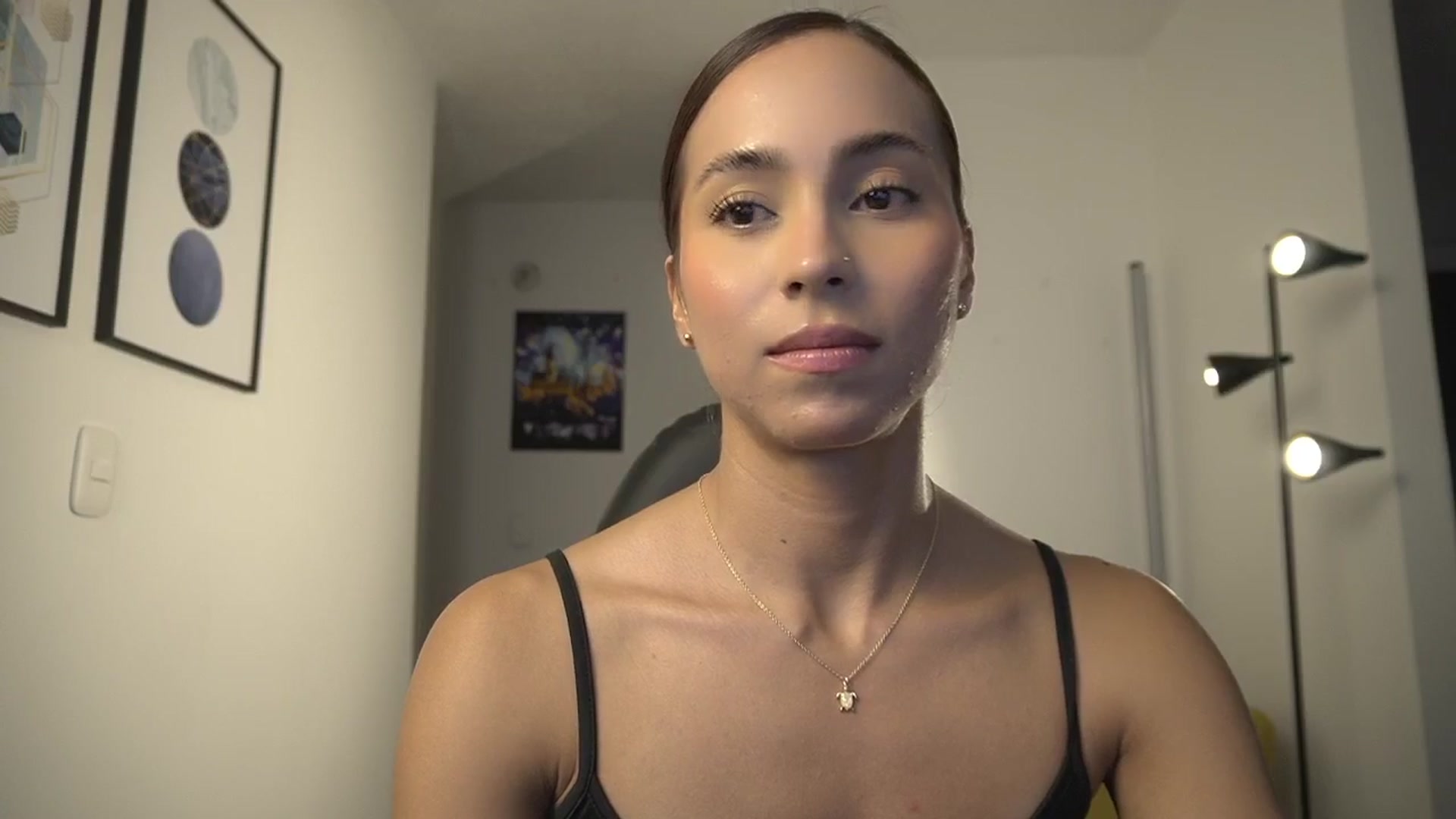 Gallery image thumbnail from Xialing's myfreecams stream on, 03/12/2025, 23:13 image 16 of 20