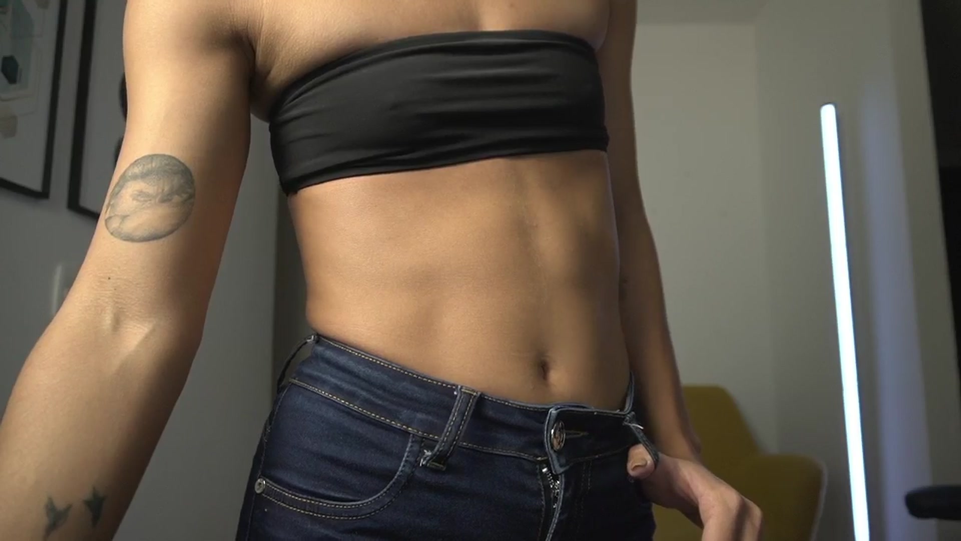 Gallery image thumbnail from Xialing's myfreecams stream on, 03/16/2025, 24:18 image 17 of 20