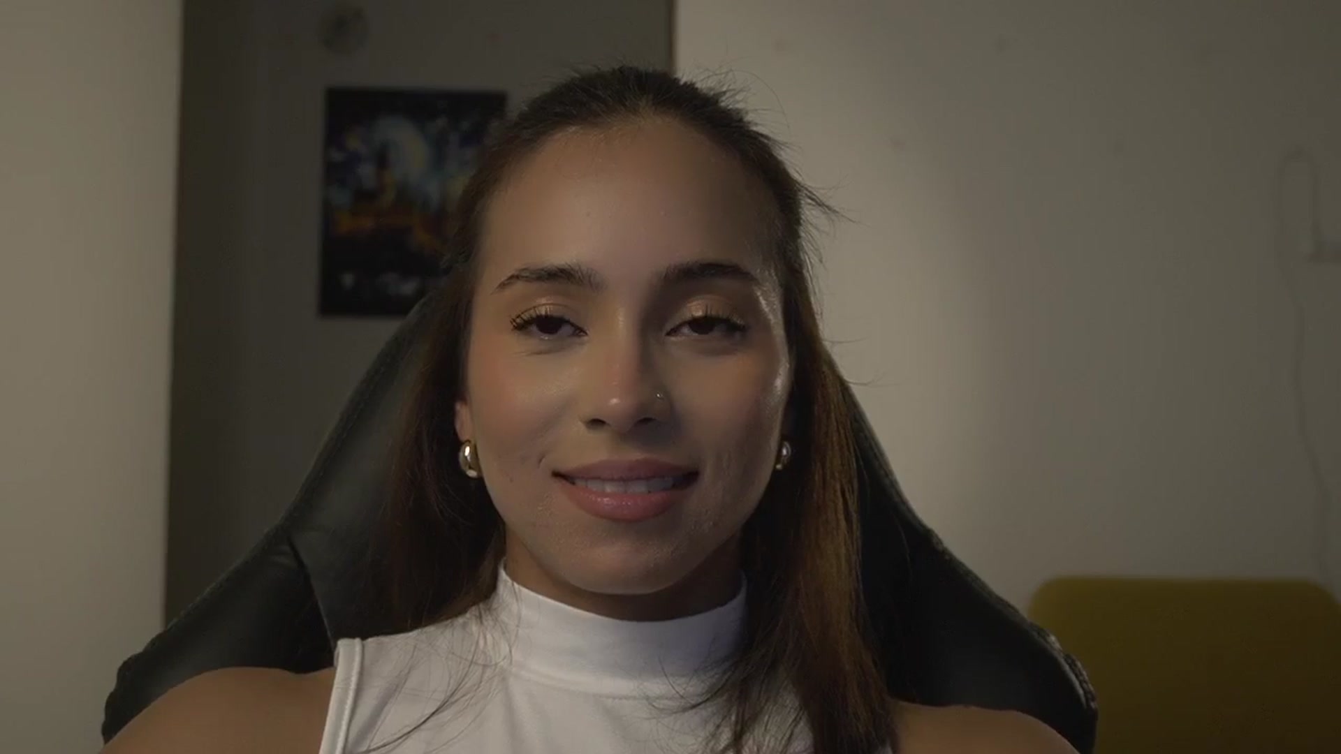 Gallery image thumbnail from Xialing's myfreecams stream on, 03/19/2025, 24:38 image 10 of 20