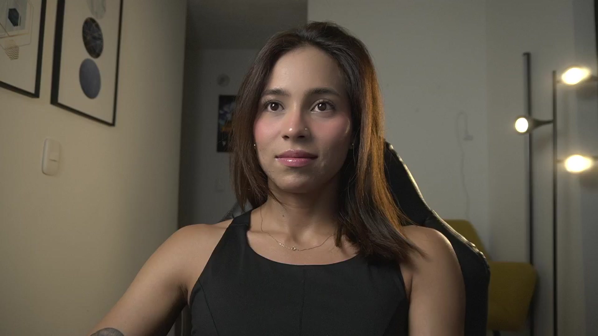 Gallery image thumbnail from Xialing's myfreecams stream on, 03/22/2025, 24:02 image 9 of 20