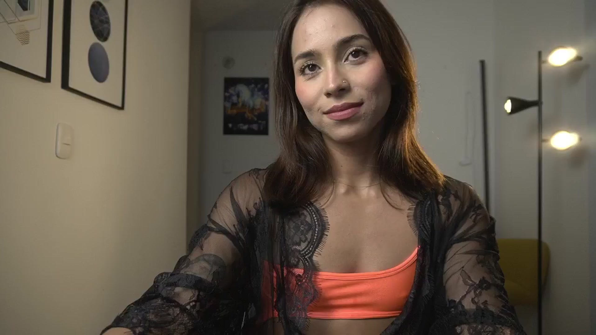 Gallery image thumbnail from Xialing's myfreecams stream on, 04/02/2025, 23:16 image 5 of 20