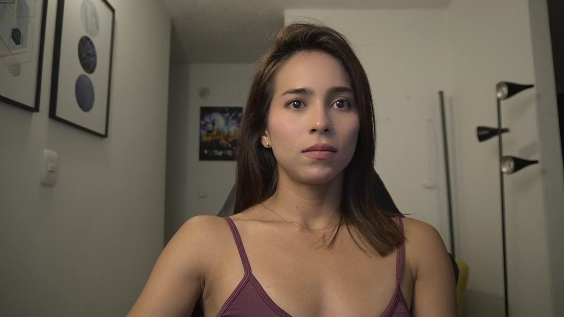 Gallery image thumbnail from Xialing's myfreecams stream on, 04/05/2025, 24:55 image 6 of 20