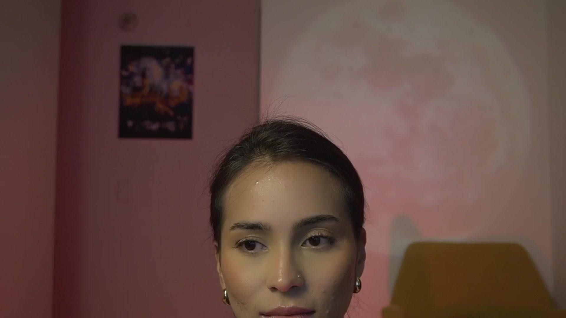 Gallery image thumbnail from Xialing's myfreecams stream on, 04/09/2025, 24:58 image 11 of 20