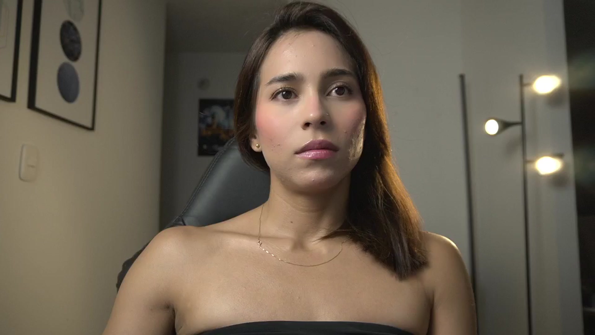 Gallery image thumbnail from Xialing's myfreecams stream on, 04/09/2025, 23:13 image 1 of 20
