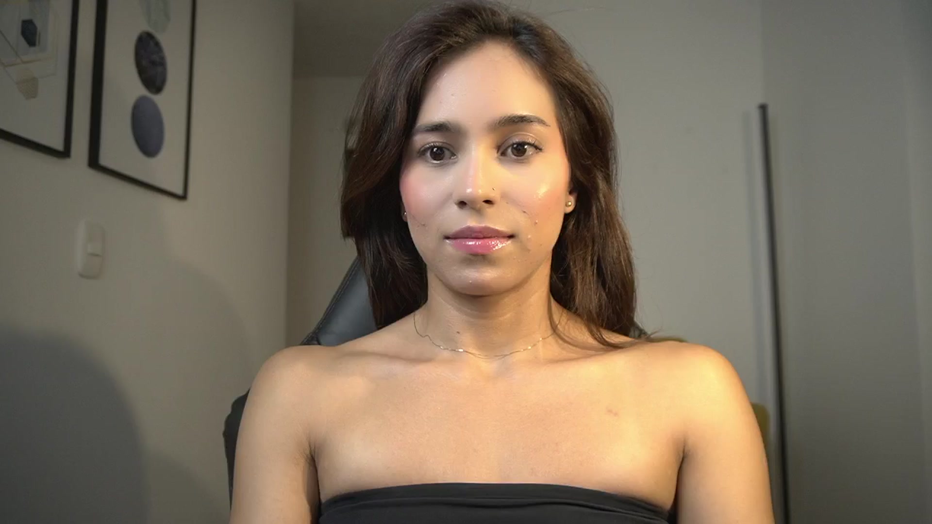 Gallery image thumbnail from Xialing's myfreecams stream on, 04/09/2025, 23:46 image 18 of 20