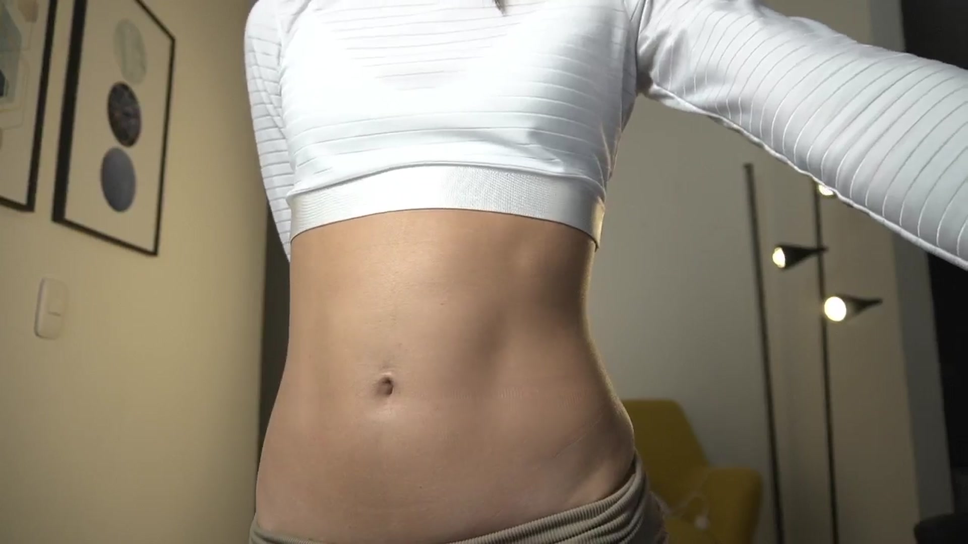 Gallery image thumbnail from Xialing's myfreecams stream on, 04/12/2025, 24:04 image 11 of 20
