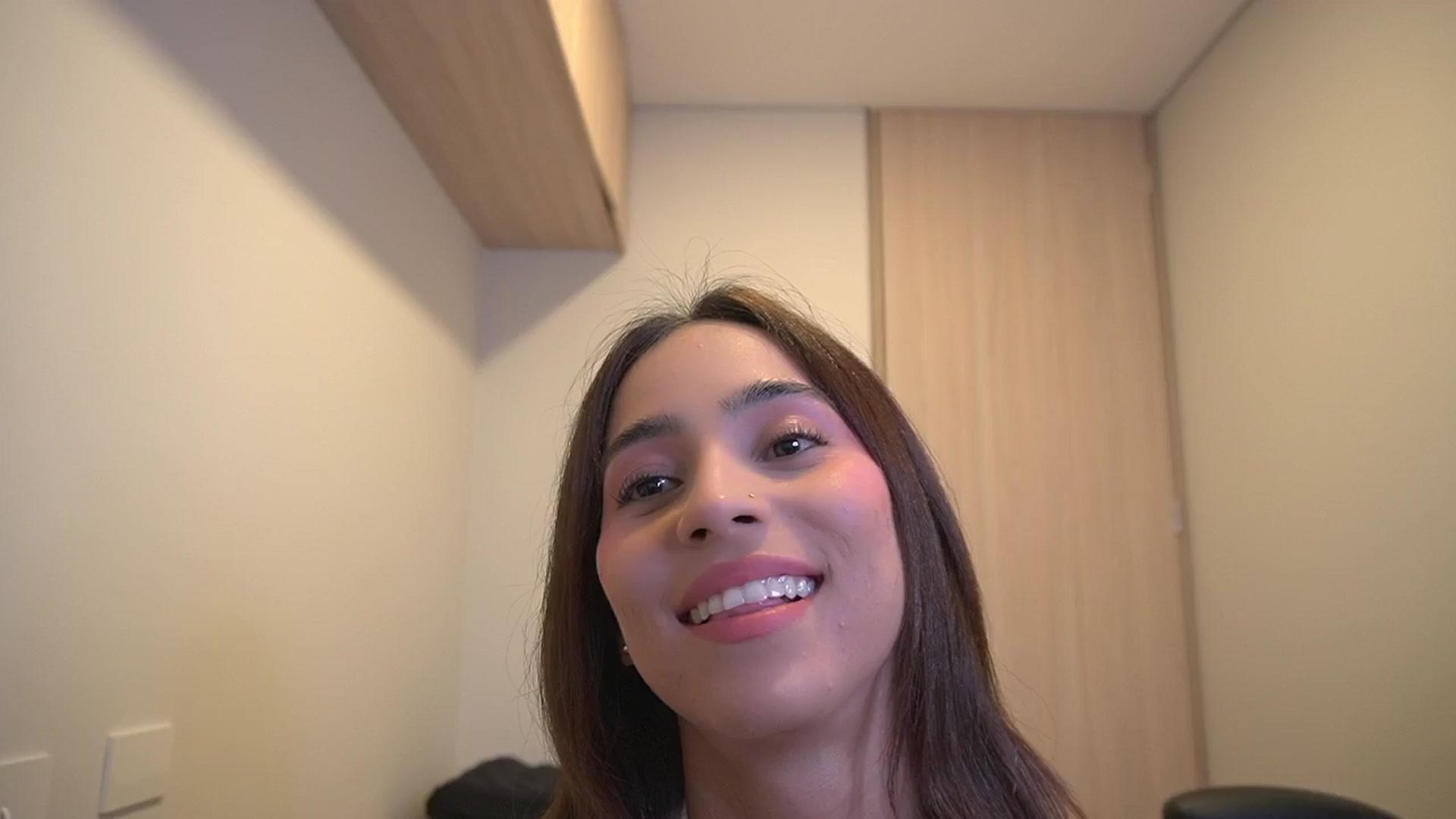 Gallery image thumbnail from Xialing's myfreecams stream on, 05/13/2025, 22:34 image 13 of 20