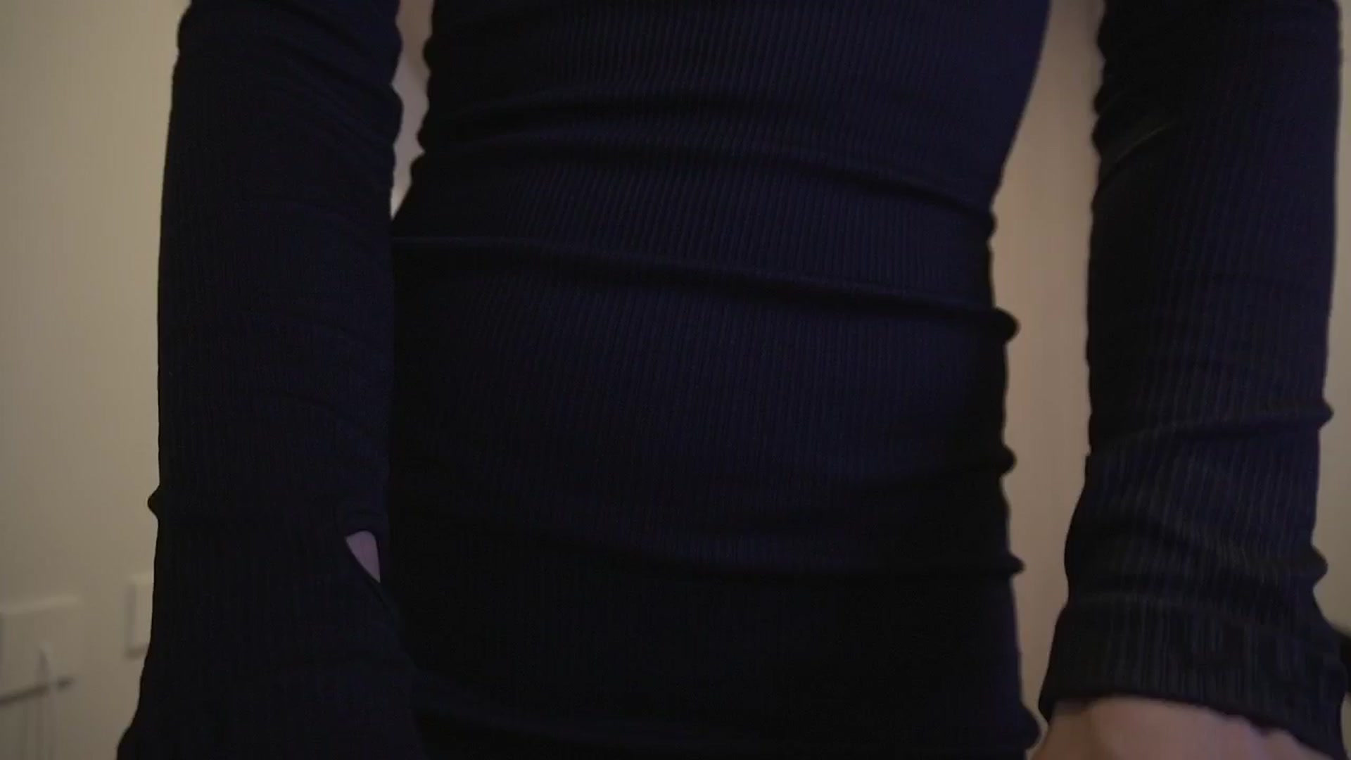 Gallery image thumbnail from Xialing's myfreecams stream on, 05/17/2025, 24:04 image 6 of 20